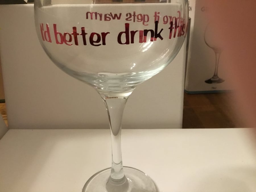 Gin glass. Gin balloon. Extra large gin glass.