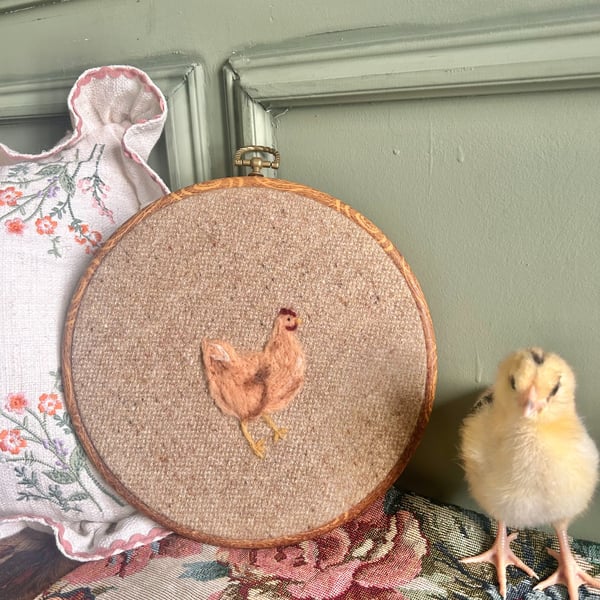 Needlefelt Hen Chicken mounted in Embroidery hoop onto wool wall art