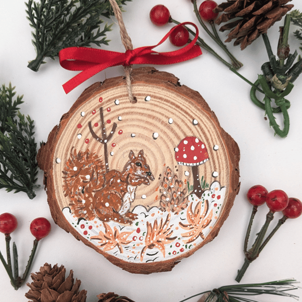 Squirrel hand-painted Christmas decoration, Squirrel log slice
