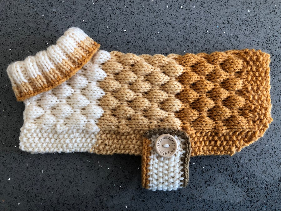 Knitted Small Dog Coat In An Aran Ombre Yarn With Tones Of Gold And Brown (R849)