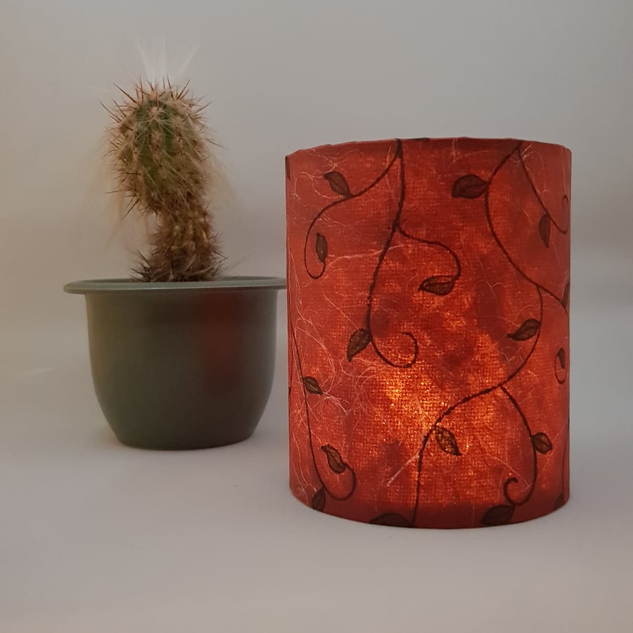 Leafy Vines Lantern with LED candle (Red)