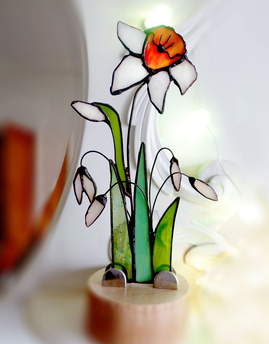 Stained Glass Daffodil and snowdrops Glass Art Ornament Suncatcher