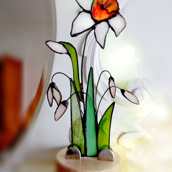 Stained Glass Daffodil and snowdrops Glass Art Ornament Suncatcher