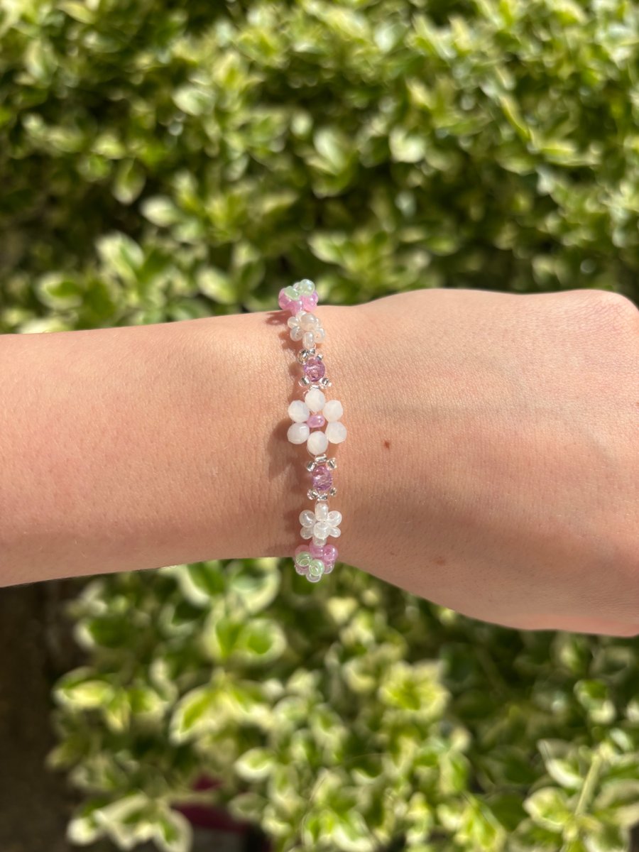     Dainty Flower Bracelet - Handmade Beaded Floral Bracelet - Gift for Her
