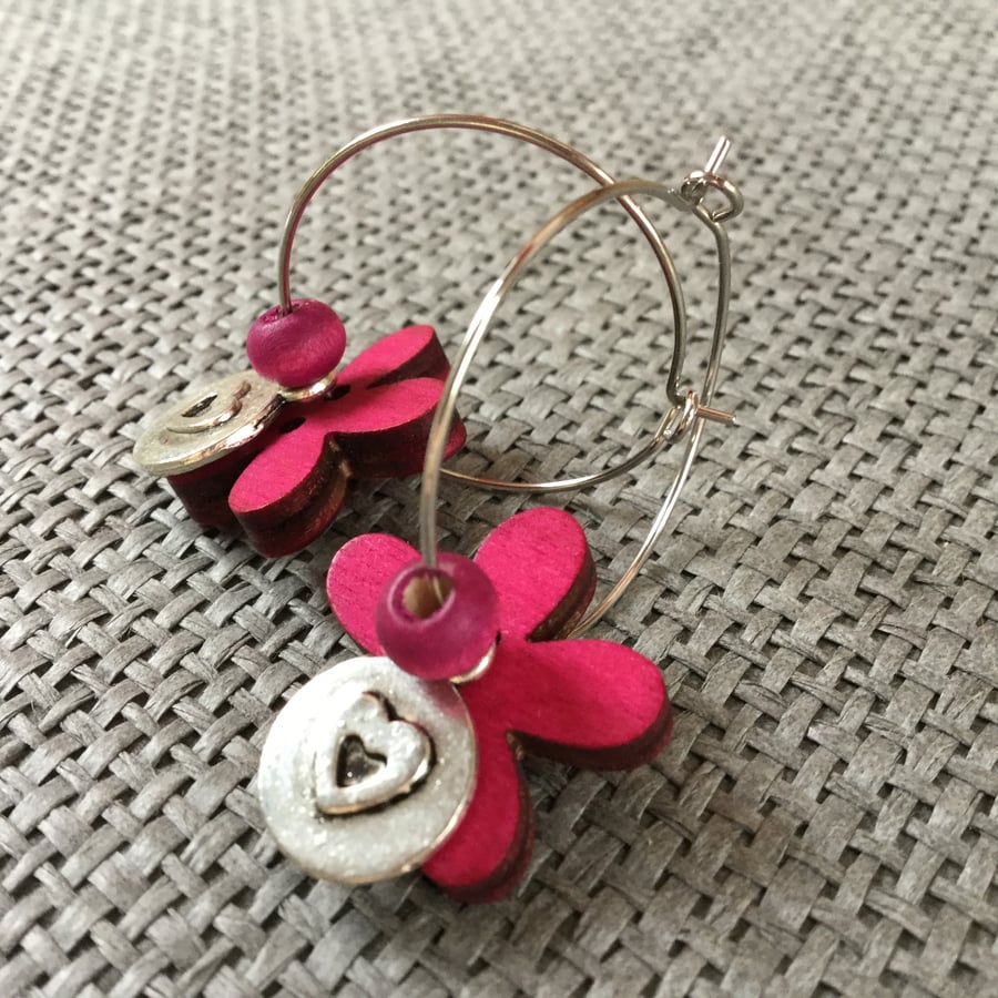 “Hearts & Flowers” flower earrings