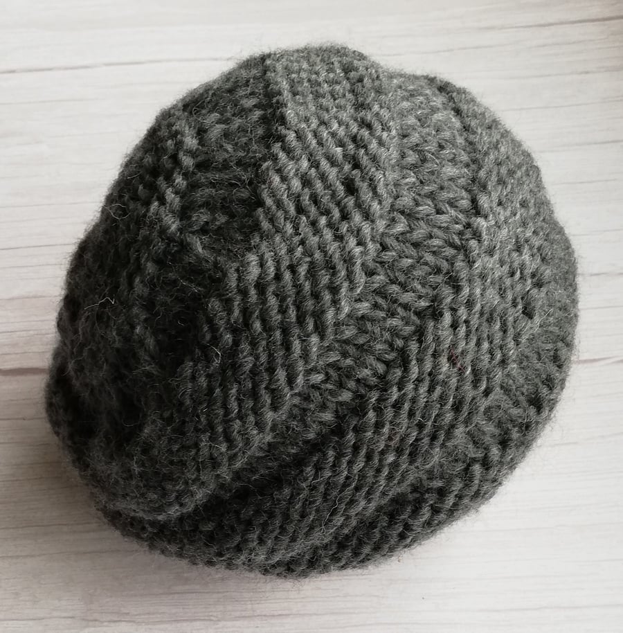 Slouchy Concertina Wool Hat in Grey