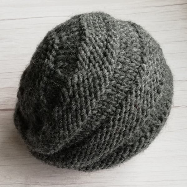 Slouchy Concertina Wool Hat in Grey