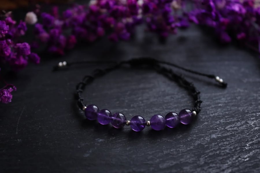 Women's bracelet with Amethyst