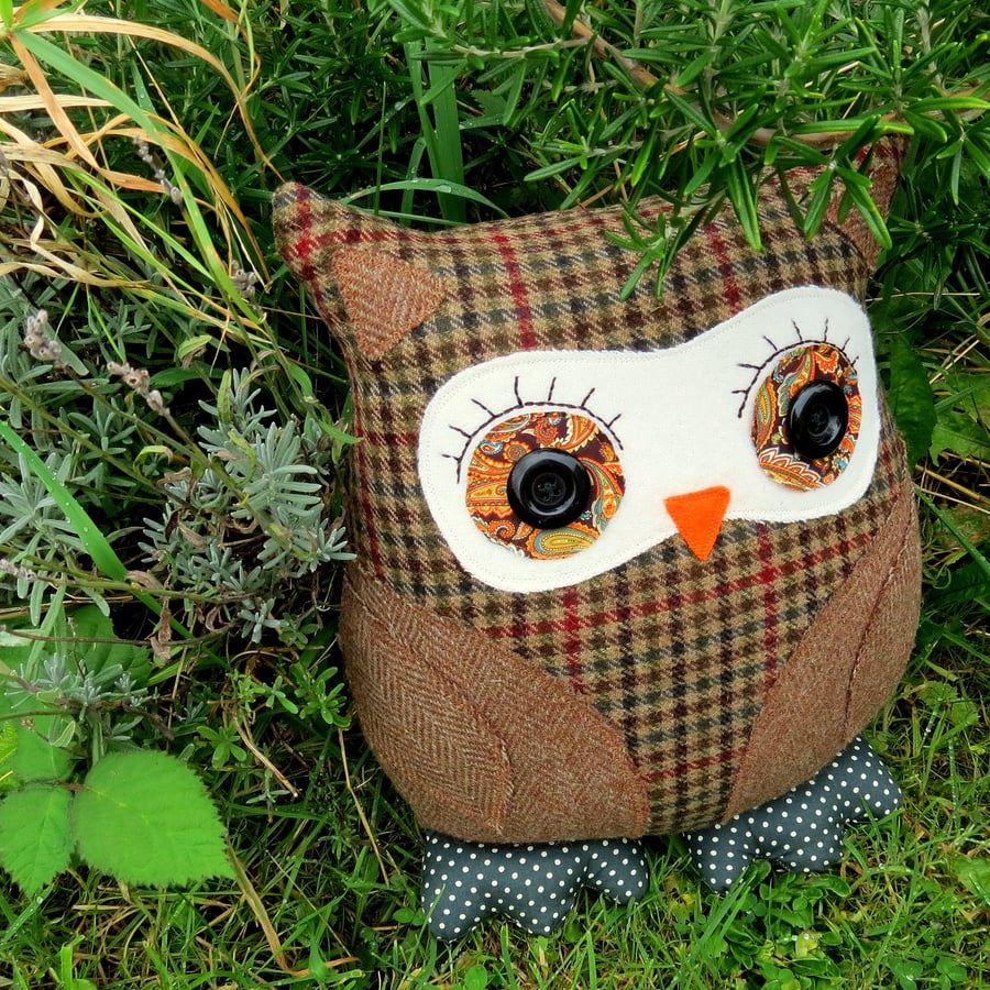 Humphrey, a woollen owl cushion.  Pure new wool.  35cm tall.
