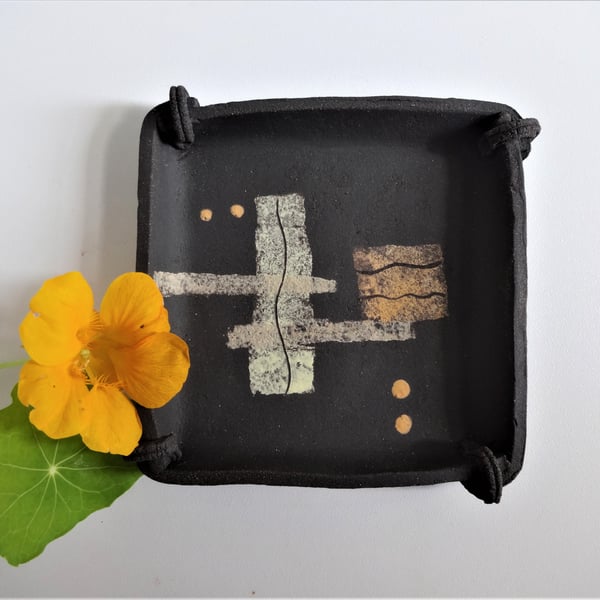 Handmade ceramic trinket, coin or jewellery dish with abstract decoration