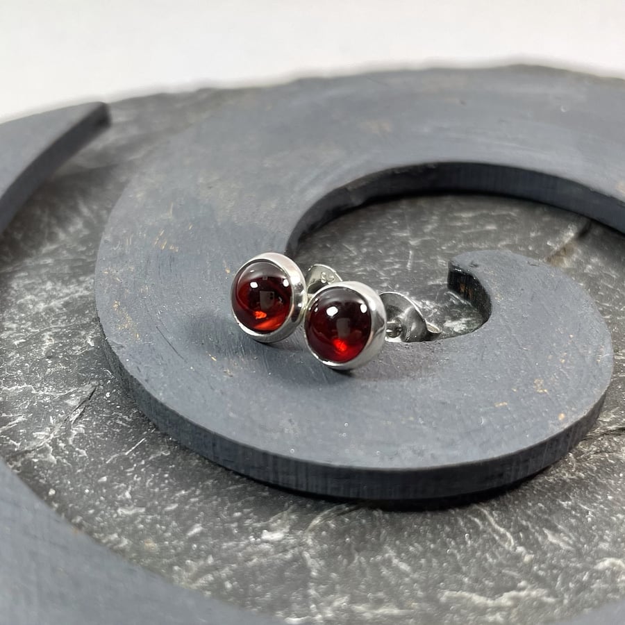  Garnet stud earrings sterling silver , gemstone studs red