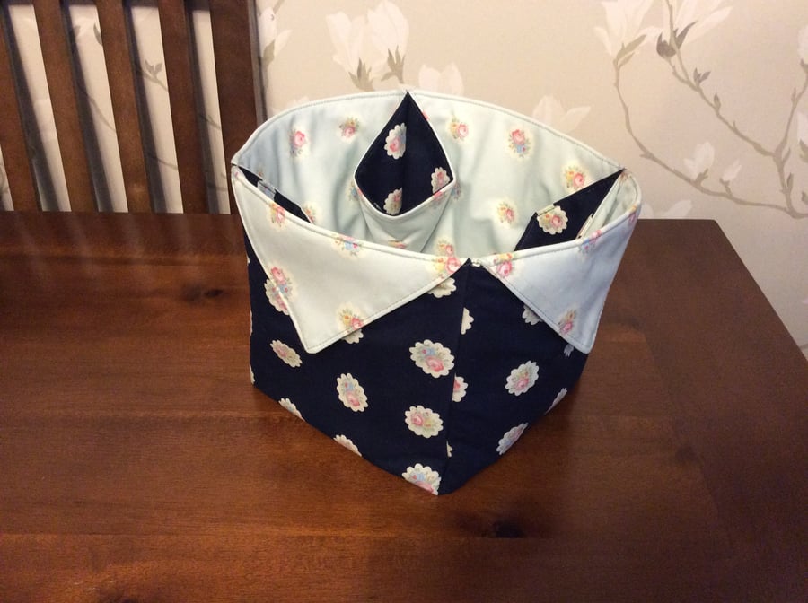 Floral fabric basket storage box with inside cones pockets 
