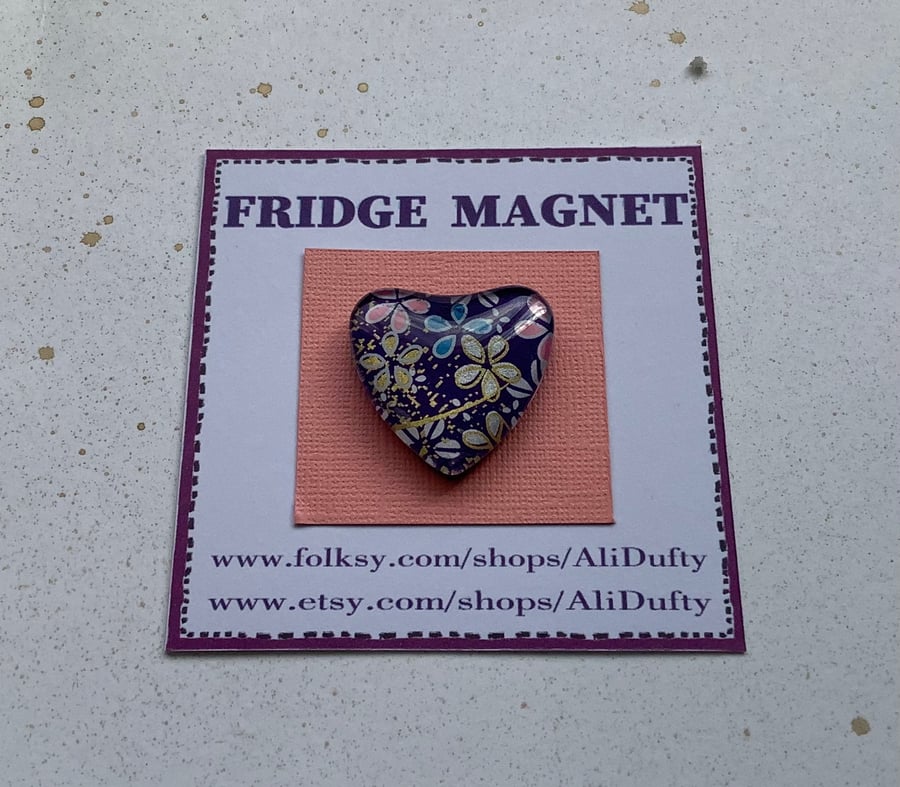 FRIDGE MAGNET .  Heart . Blue , silver, pink . Yuzen . Flowers.