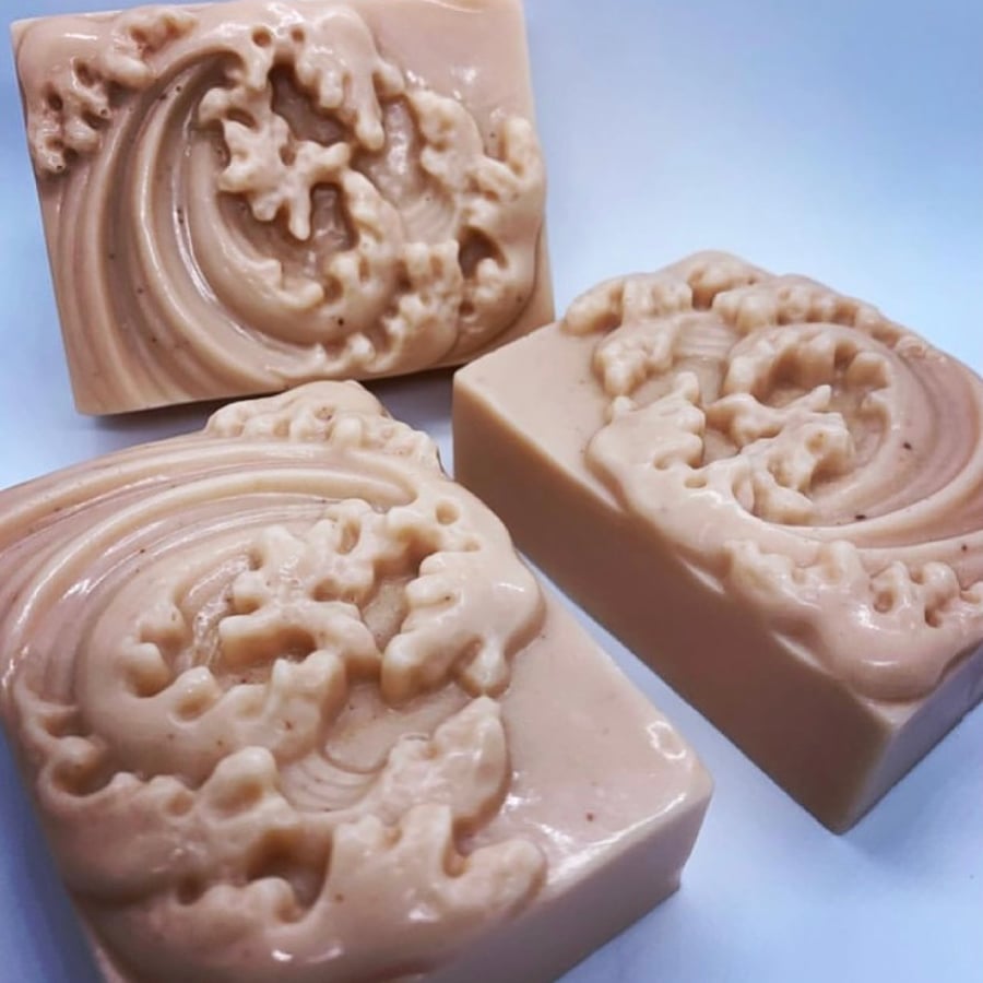 Goats Milk Soap with Pink French Clay & Rose Geranium Essential Oil
