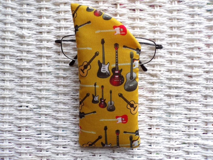 Guitar Glasses Case Lined & Padded 