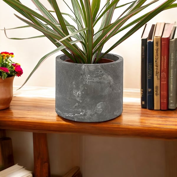 Large Round Dark Grey Marble Effect Plant Pot (lpp35)