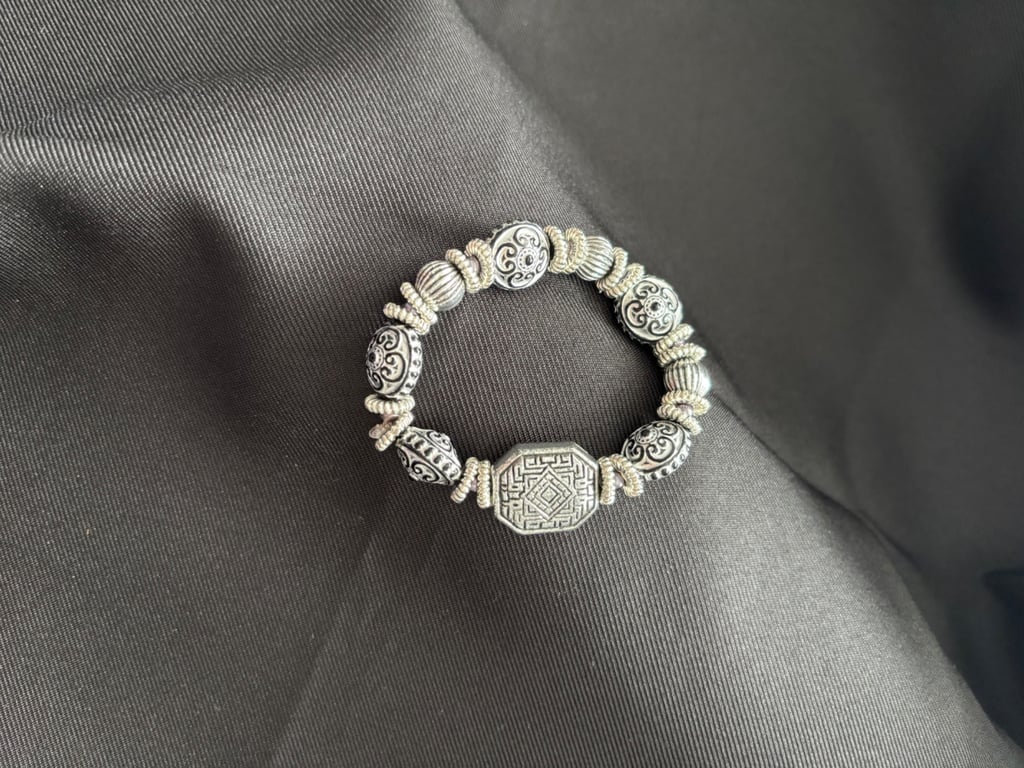 Handmade bracelet 15cm. Silver & Black beads.  