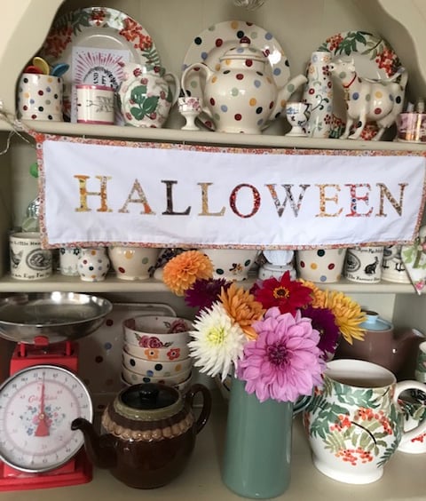 Floral 'Halloween' fabric banner