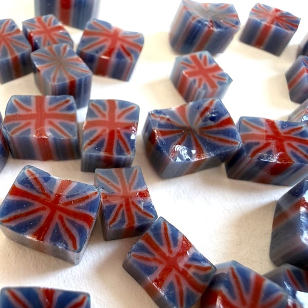 20g Union Jack murrini made with Bullseye 90coe glass
