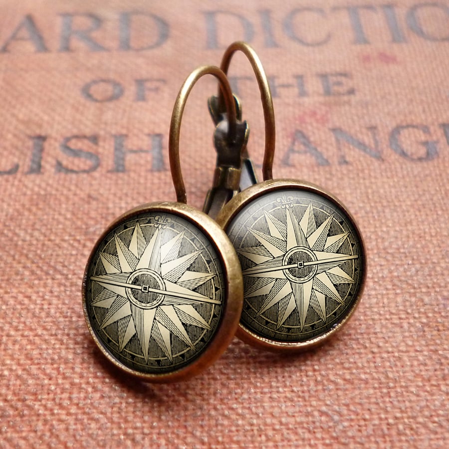 Compass No.2 Leverback Earrings (DJ07)