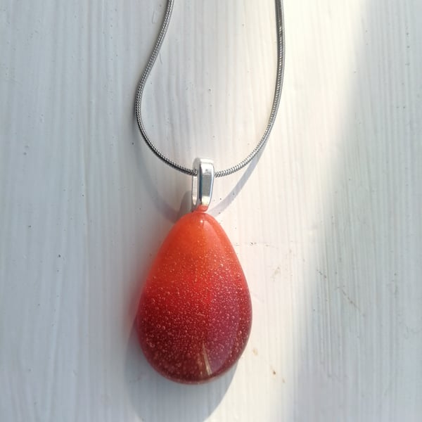Drop of colour glass necklace Red and orange