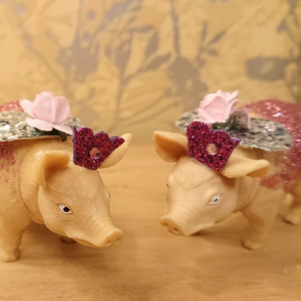 Pair of Pigs Birthday Cake Topper Collectable Keepsake Novelty Gift 