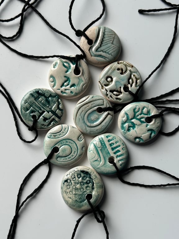 Set of 9 Ceramic Gift Tag: Little Keepsakes, Love Tokens