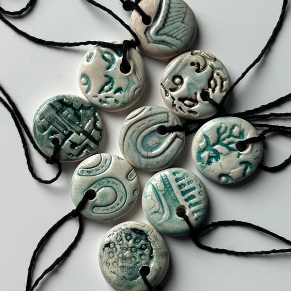 Set of 9 Ceramic Gift Tag: Little Keepsakes, Love Tokens