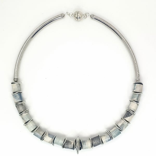 Colar necklace made of blue grey paper beads, silvery separators and colar tubes