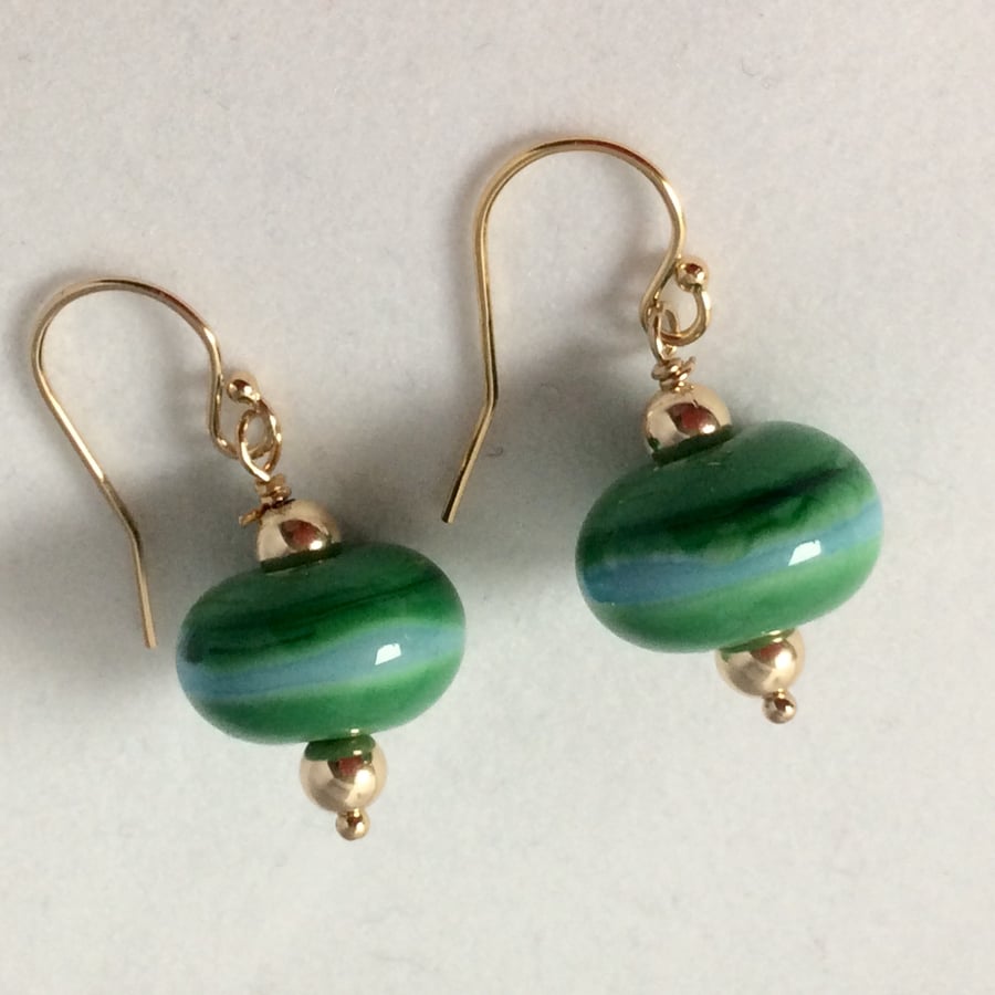 Green donut earrings  (0571)