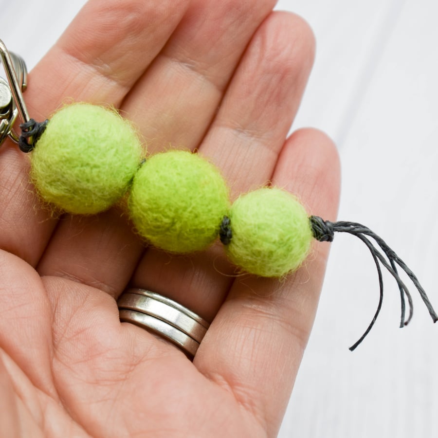 Felted bead Bag Charm - Key Ring Green