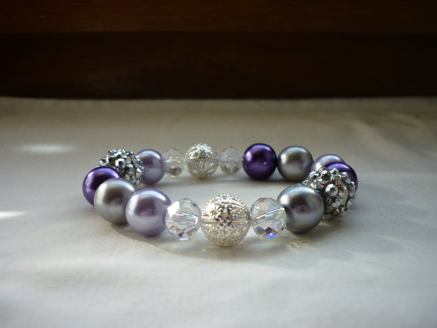 PURPLE, LILAC, GREY AND SILVER  BRACELET.  809