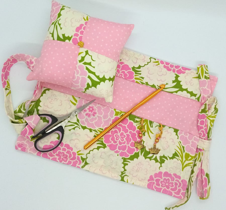 Crochet hook wallet 197B