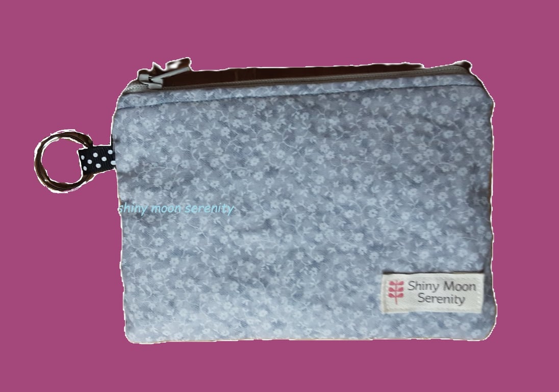 Pouch Silver Grey with small Flower Print