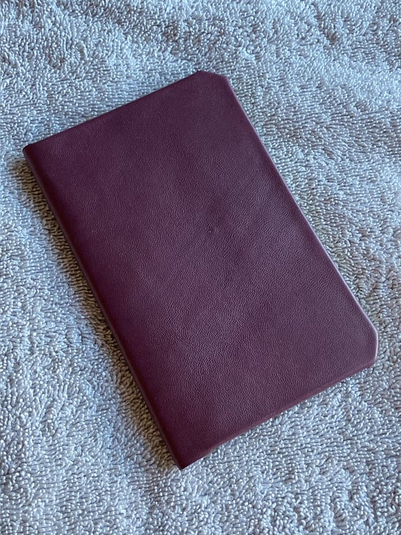 A6: Softcover Purple coloured Leatherbound Notebook 30 lined pages