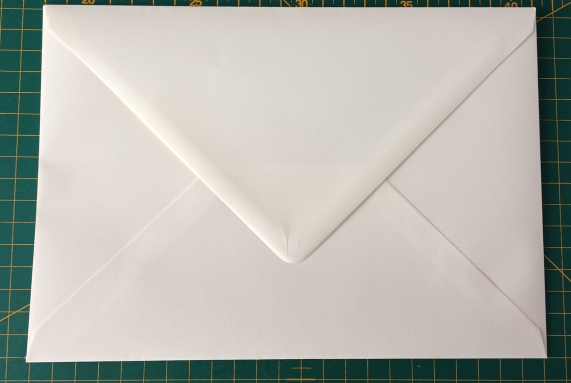 C6 A6 Ivory Envelopes For Cardmaking With Diamond Flap 120gsm Pack Of 10