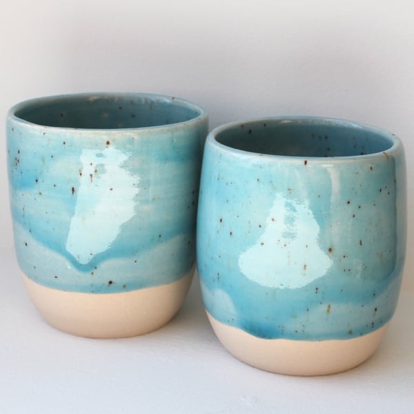 Turquoise speckled ceramic tumbler 