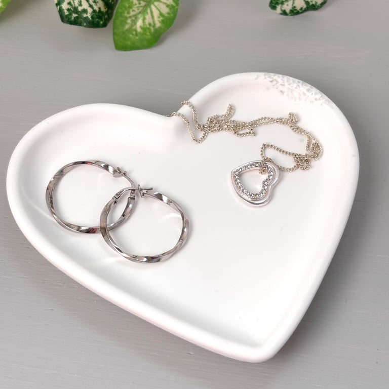 White Heart and Glass Chip Trinket Dish - Handmade Jewellery Dish