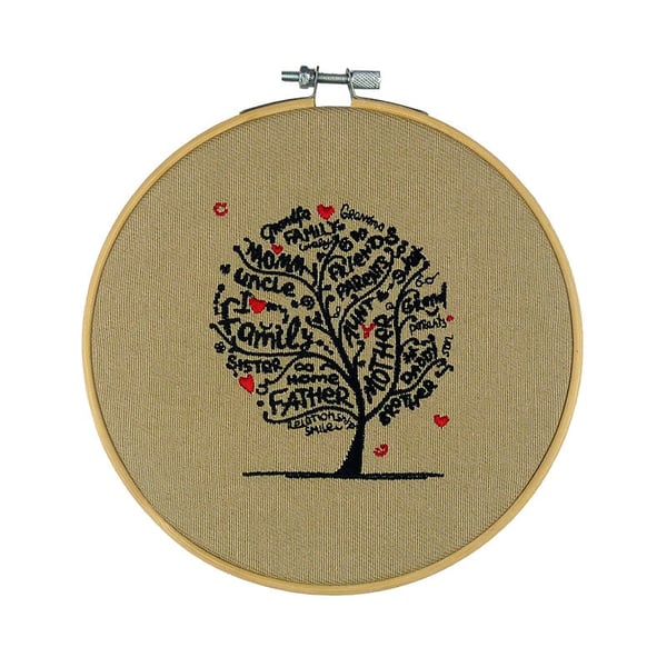 I Love My Family Tree - Embroidery in a Wooden Hoop - Gift - Friend - Mothers Da