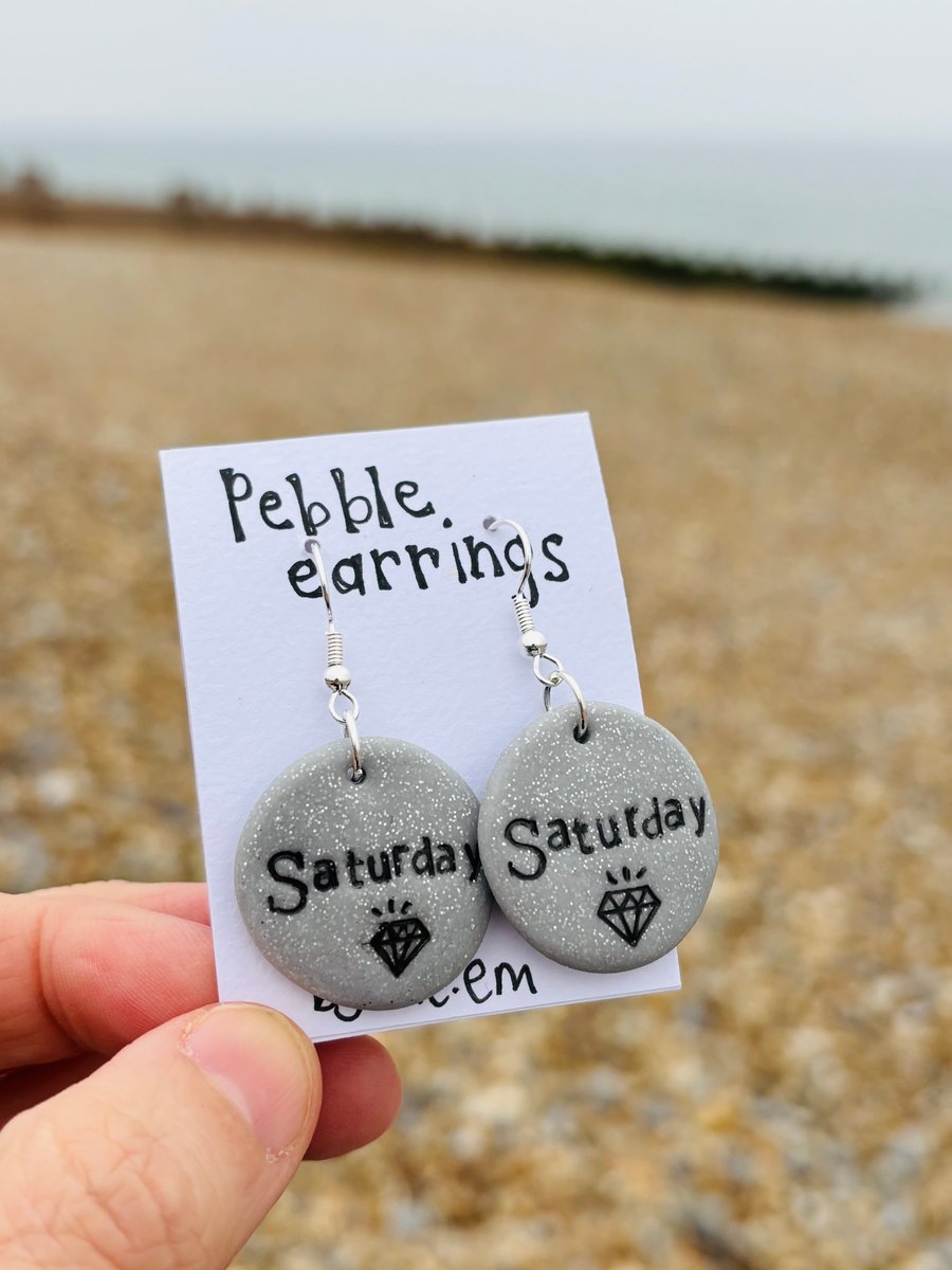 Saturday Pebble Earrings with diamond design