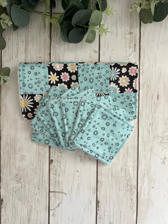 Bamboo Towelling Face Wipes & Flannel - Blue Daisy Florals