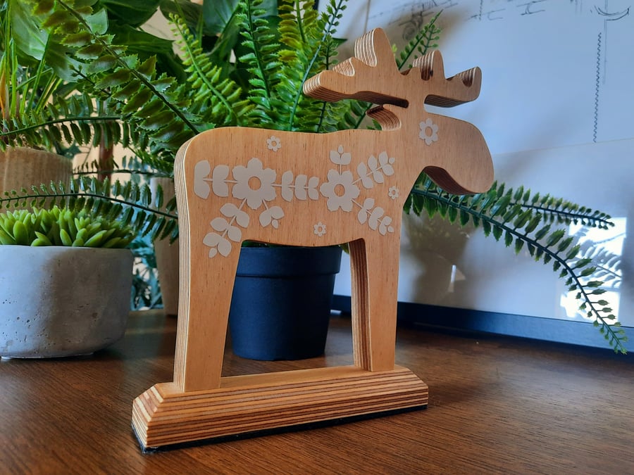 The Big Moose Dala Flowerful Ornament Handmade White