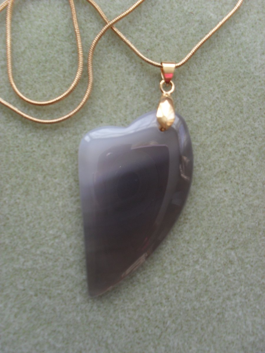 Agate Heart Pendant