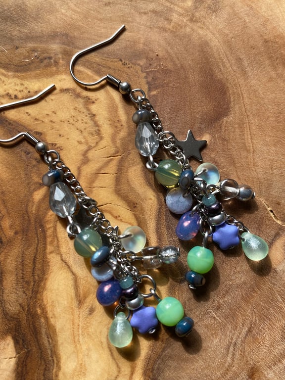 Maggie - Purple & Green Star Earrings 