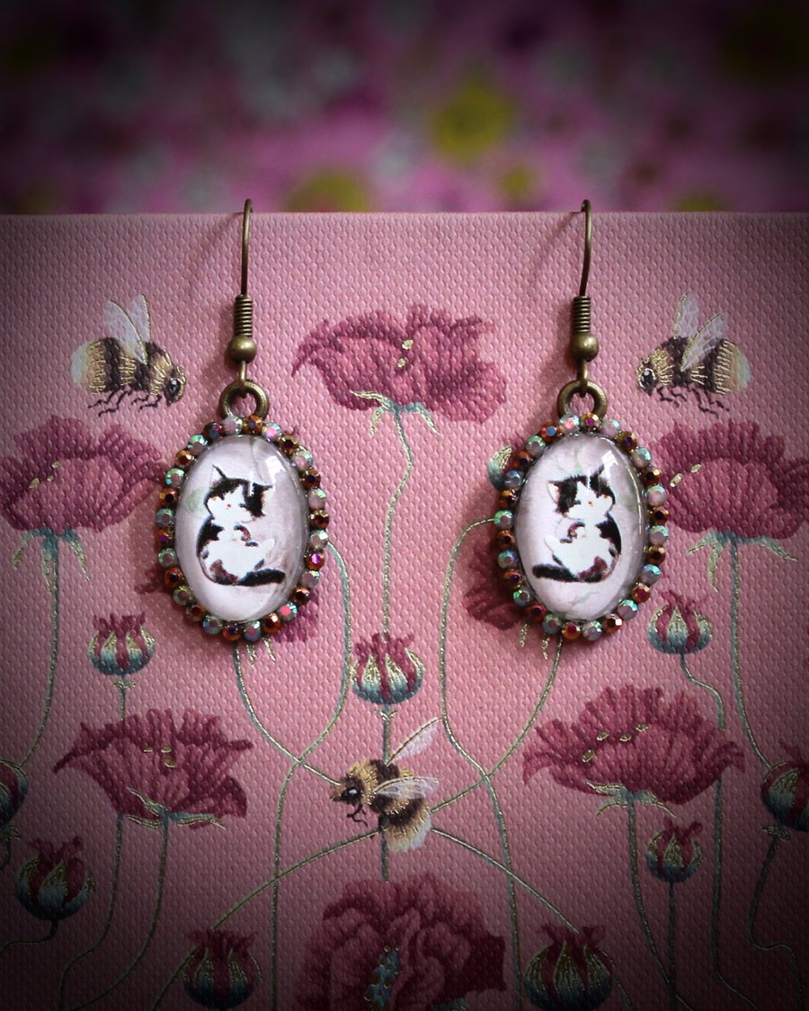 The Little Treasure Earrings - Tea Rose Edition - Folksy