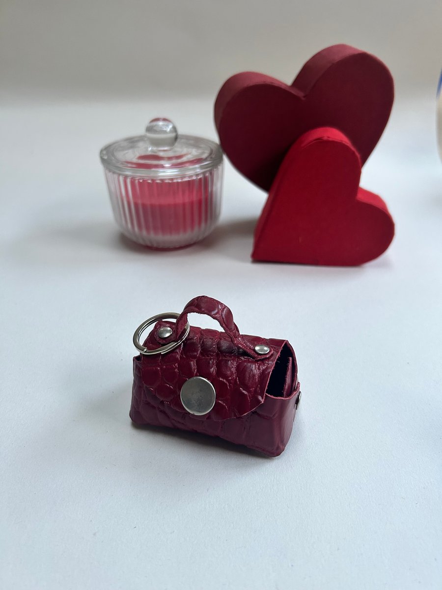 Handmade red leather bag shaped keyring for earbuds or in ear wired headphones 