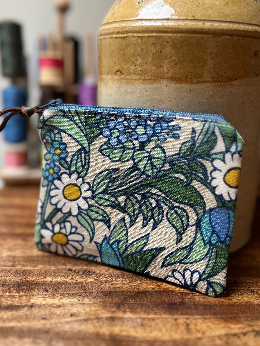 Vintage Flower Waltz linen coin purse zip pouch reclaimed seventies fabric