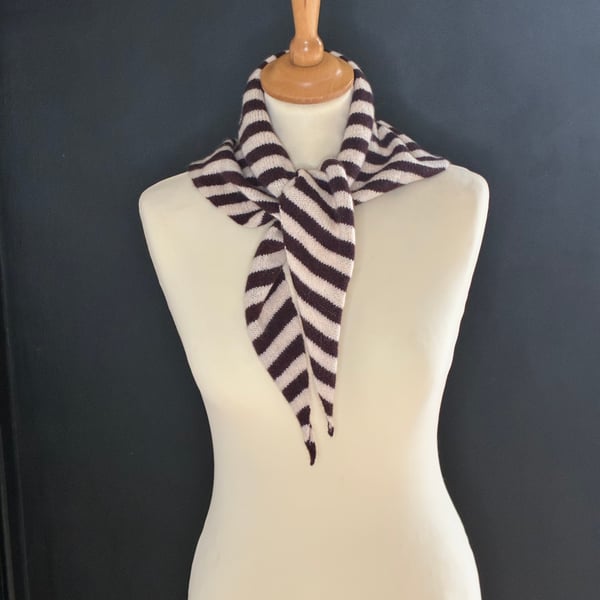 Triangle Scarf - Mustang & Cream