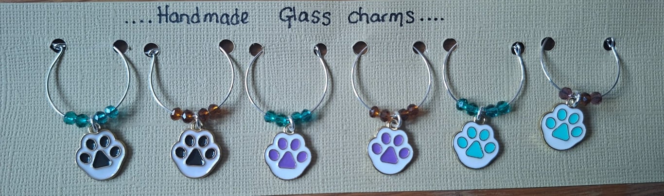 Set of 6 Glass charms