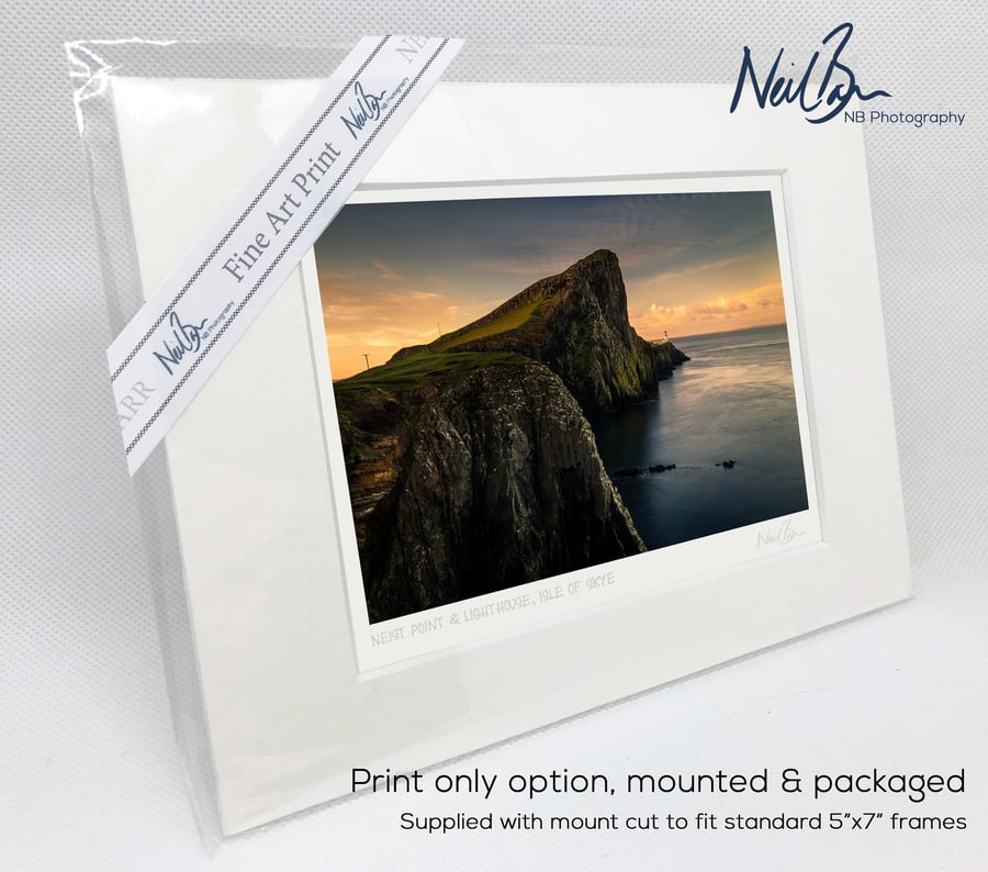 Neist Point & Neist Point Lighthouse, Skye - A6 (7" x 5") Unframed Print